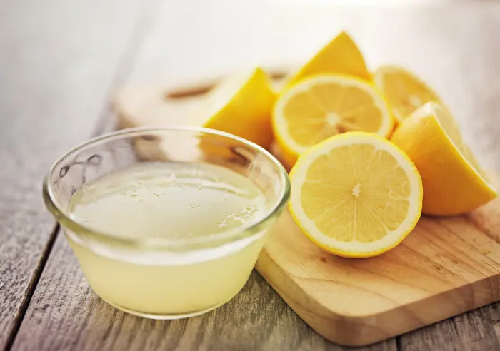 Can Lemon Juice replace Lemon Extract?